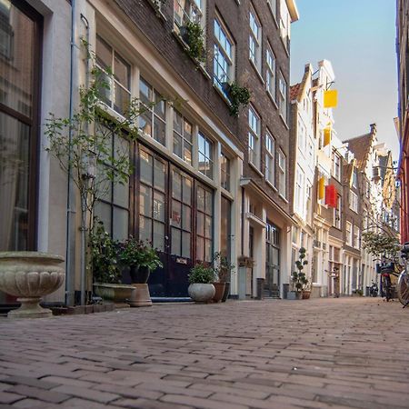 Here'S Lucy Amsterdam Dış mekan fotoğraf